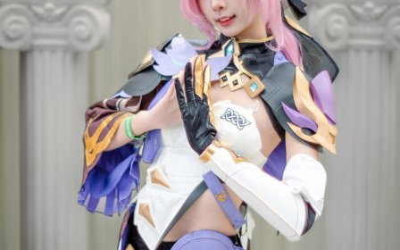崩坏3爱莉希雅COS|四巫日モミ化身粉发精灵美少女惊艳亮相